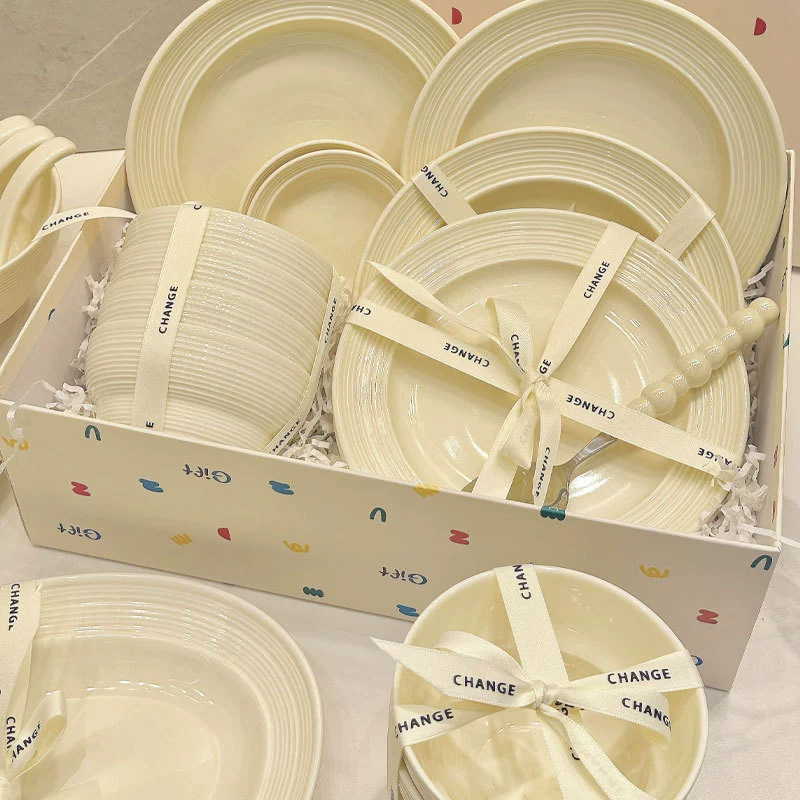 Ceramic Tableware Set Milky White Liuying — Bowls, Plates, Spoons & Chopsticks, Multi-Size