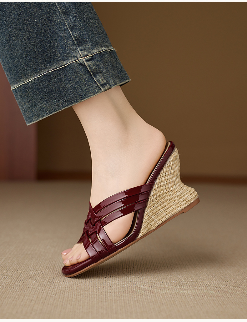 Dép sandal nữ quai chữ V mũi vuông hở ngón đế xuồng cao gót 5 cm — Rượu vang đỏ, màu trắng ngà chi tiết 7
