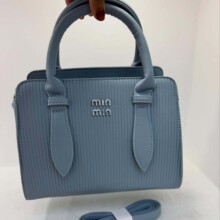 HandbagsŮʿ������r�п�؛Դ���lBags wholesale�������l