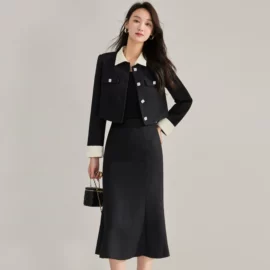 连衣裙;女式毛呢外套;其他短外套