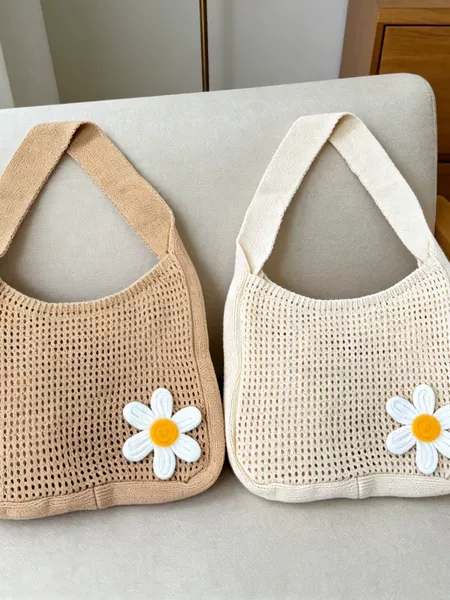 Korean Style Hollow Woven Tote Bag 2026 New Model Fresh Style Knitted Shoulder Bag for Women Commuting Crossbody Bag