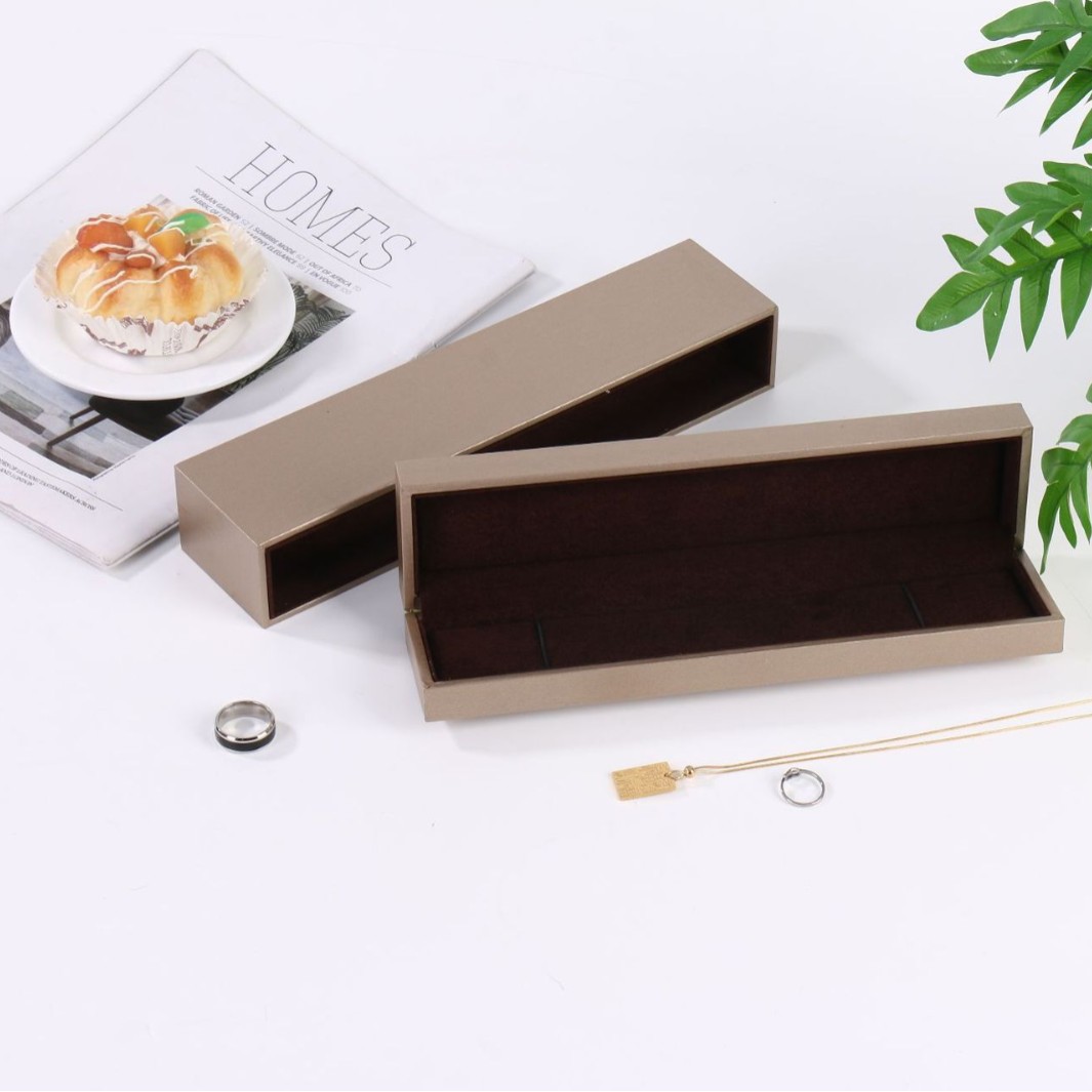 Men's Blue Flip-Top Watch Box with Hot Stamping Logo, Jewelry Box, Jewelry Packaging Box, Storage Box, Jewelry Box