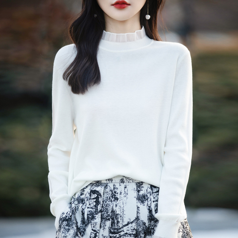 2024 Spring New Lace Stitching Round Wooden Ear Collar Knitted Sweater Women's Retro Loose Bottoming Shirt Sweater Women