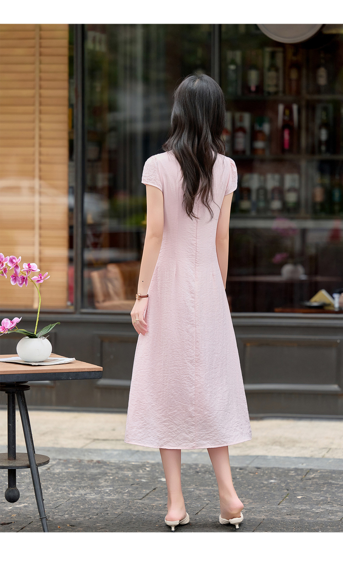 Đầm maxi nữ thắt eo phong cách tân cổ điển họa tiết quốc phong — Màu hồng, màu trắng ngà chi tiết 20