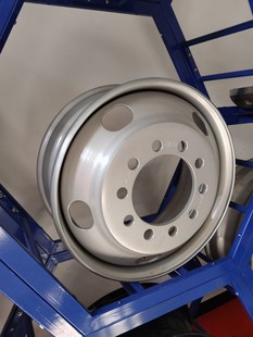 825R16 Non-Destructive Modification 245/265/70-19.5 Tire Daohongling Heavy-Duty Steel Rim Hub