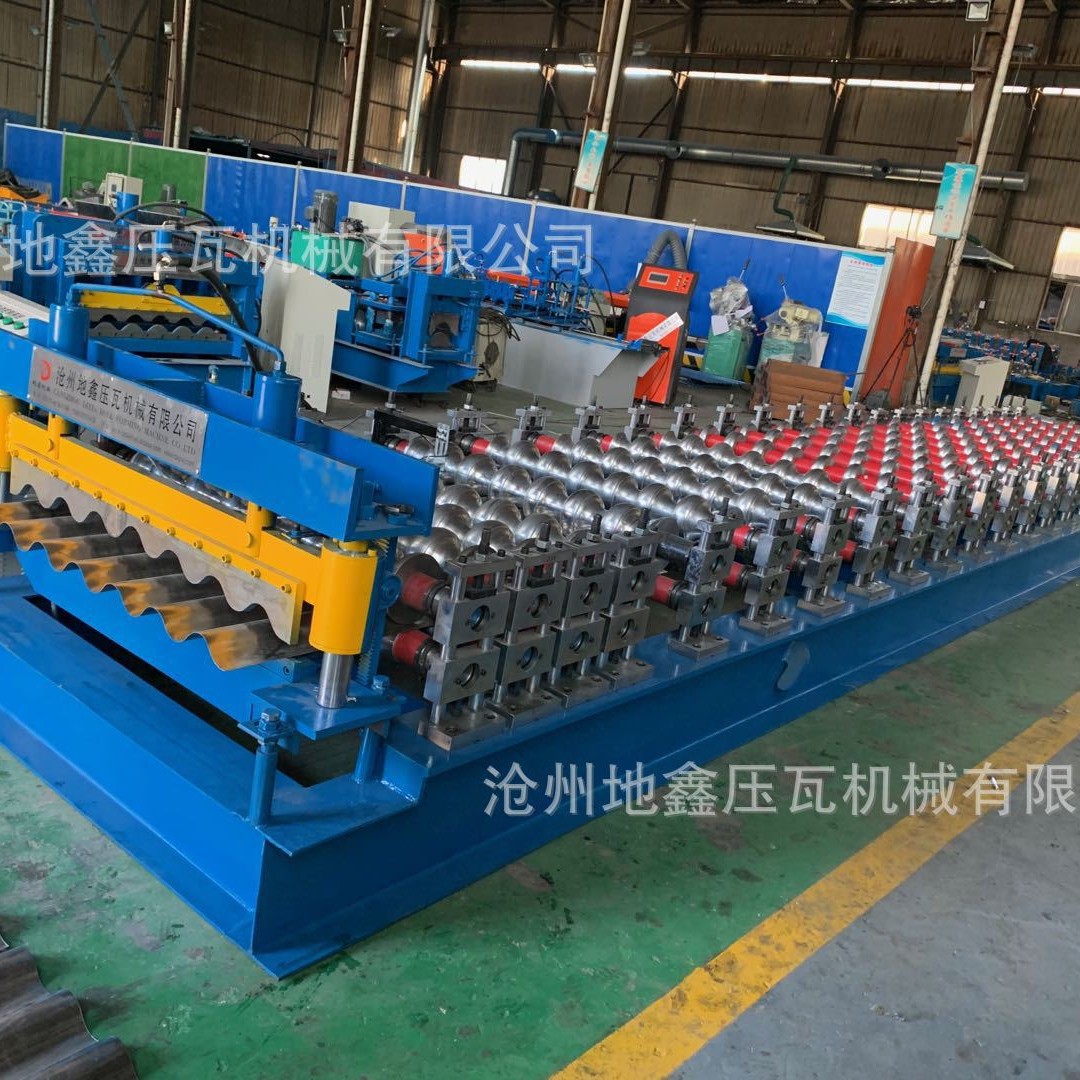 沧州地鑫压瓦机 供应780大圆弧设备压瓦机 琉璃瓦设备