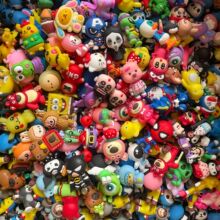 爆款pvc网红潮玩公仔地摊批发跑量摆摊立体玩偶可爱卡通手办玩具