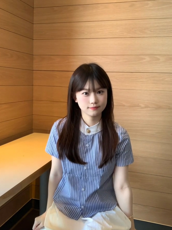 韩系学院风刺绣蓝色条纹短袖衬衫女夏季百搭显瘦小众设计衬衣上衣|undefined