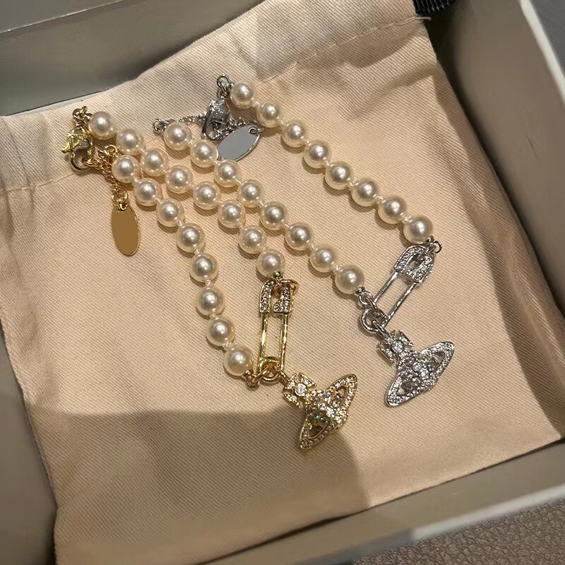 Mrs. Xi's Pearl Bracelet with Saturn Paperclip Pendant, Internet Celebrity Style, Valentine's Day Gift, Cross-Border Beads