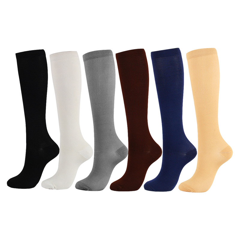Amazon's Hottest Sports Cycling Socks for Men and Women Compression Socks Running Comfortable Colorful Solid Color Compression Socks Factory Direct Sales
