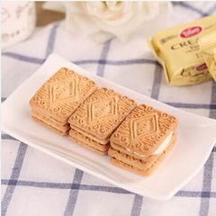 UAE imports Tiffany Tiff strawberry sandwich chocolate breakfast nutritious snacks casual biscuits wholesale