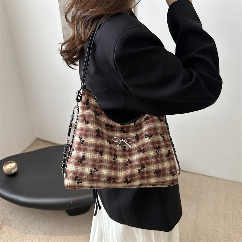 Bolso de mujer nicho de alta sensación de verano bolso de hombro bajo la axila nuevo punto de onda impresión bolso especial mochila casual