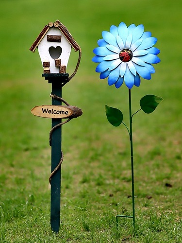 Outdoor garden, courtyard, groceries, yard flowers, flower arrangements, iron pastoral decoration, landscaping, gardening terrace decorations