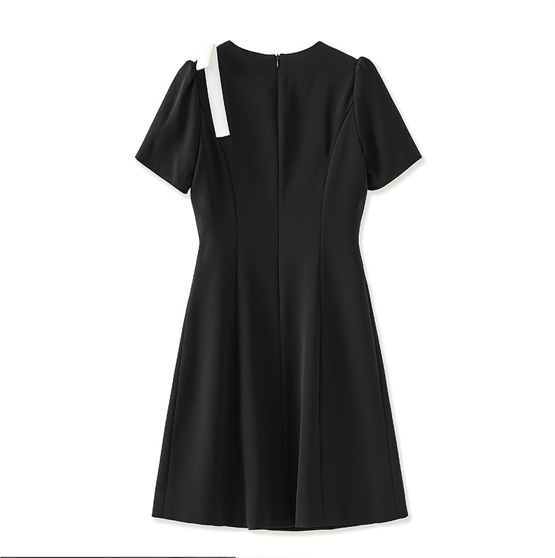 Đầm maxi nữ thắt eo xếp ly bướm phối màu tương phản — Màu đen chi tiết 12