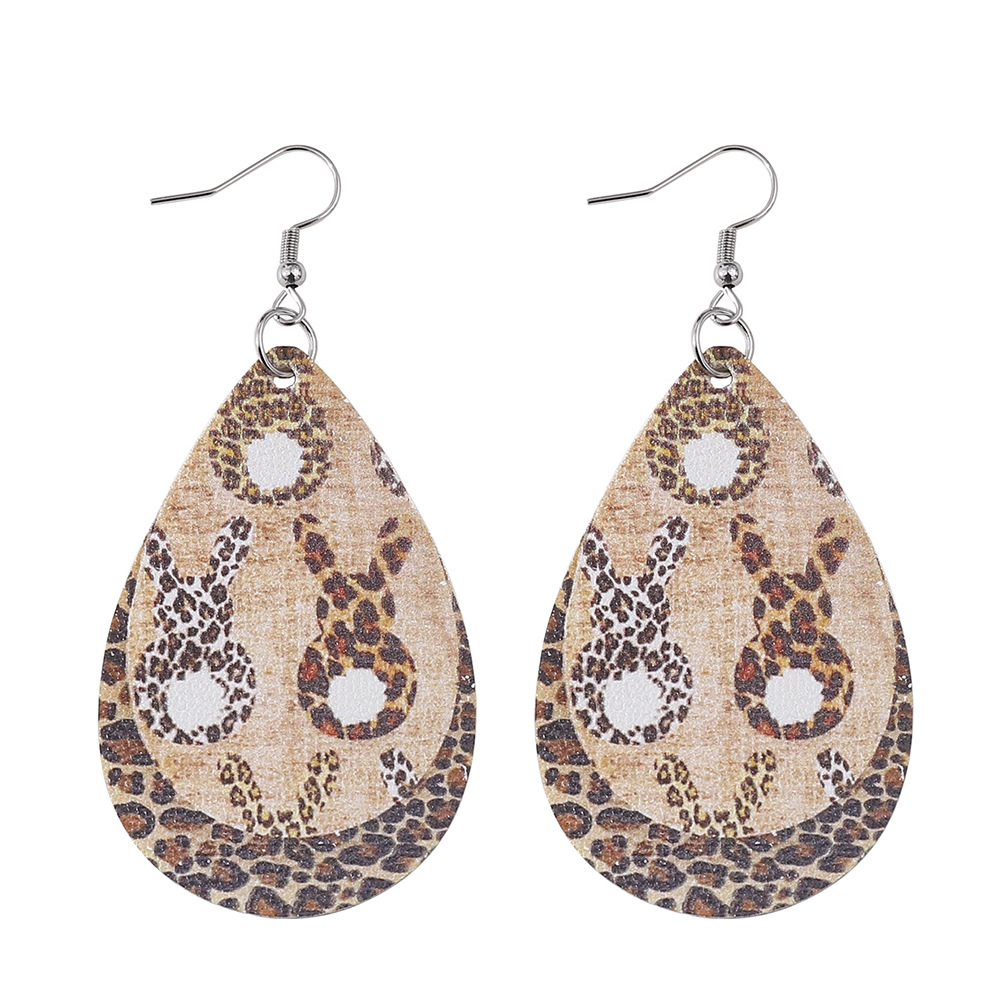 1 Pair Fashion Rabbit Water Droplets Leopard Stainless Steel Pu Leather Printing Easter Women's Drop Earrings display picture 5