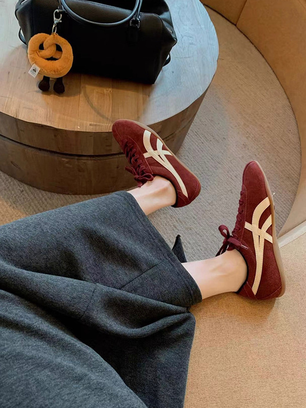 Trendy Color-Blocking Leather Grape Ma Style Women's Lace-Up Versatile Casual Sneakers College Style Casual Shoes Trendy Color-Blocking Leather Grape Ma Style Women's Lace-Up Versatile Casual Sneakers College Style Casual Shoes