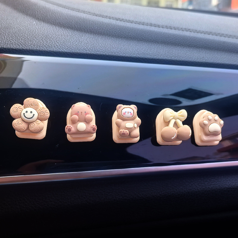 Gancho para coche, lindo y multifuncional en la primera fila, gancho pequeño para coche, dama, celebridad de Internet, gancho adhesivo para copiloto en coche, gancho para colgar