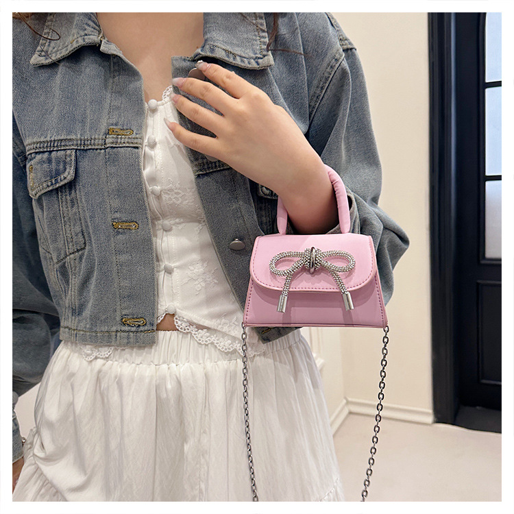 Ins niche French textured bag female 2024 new bow small square bag stylish shoulder messenger bag_voghion.com