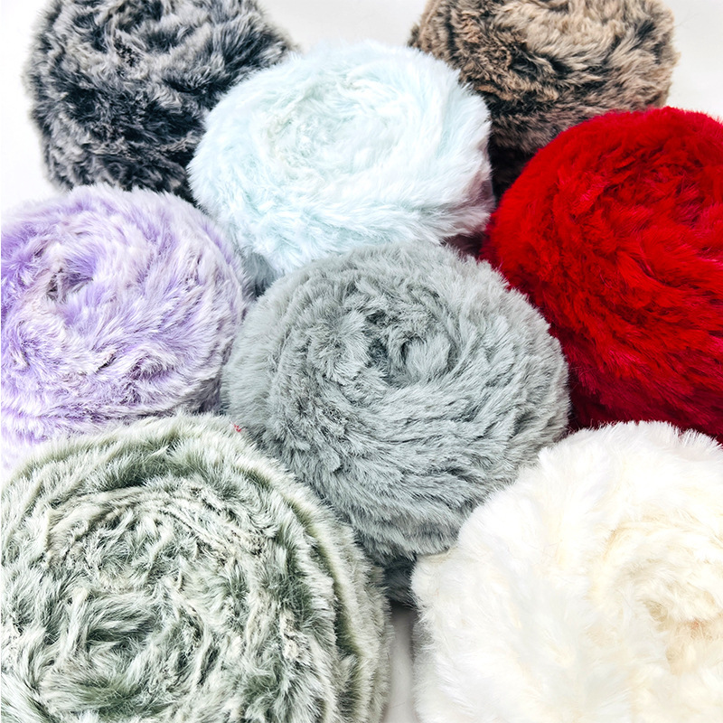 Huicai Textile Wholesale 5-Strand Imitation Mink Fur Yarn for Handmade Crochet DIY Doll Bags Thick Imitation Fur Yarn Skein