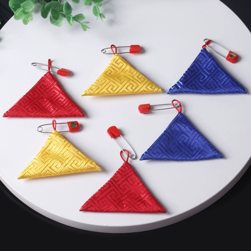 Новый китайский стиль благословения сумка вышивка ручной работы diy подвеска самошитая материальная сумка парча сумка треугольная саше красная сумка