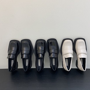 2023 Spring and Autumn British Style Vintage Loafers Solid Color Patent Leather Square Toe Platform Casual Single-layer Shoes Female Student Uniform Shoes
