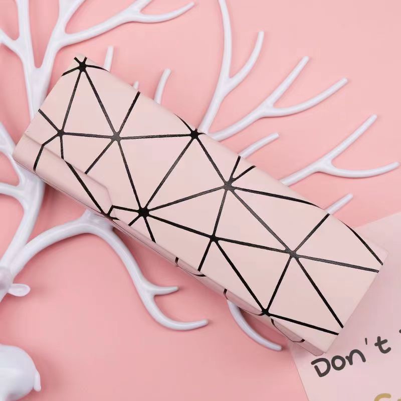 격자 얕은 분말