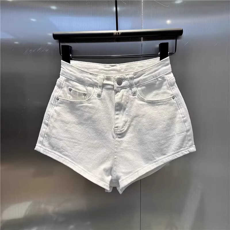 White Denim Shorts 2025 Summer Washed Versatile Slimming Look Sexy Sexy Fashionable and Comfortable A-Line Wide-Leg Hot Pants