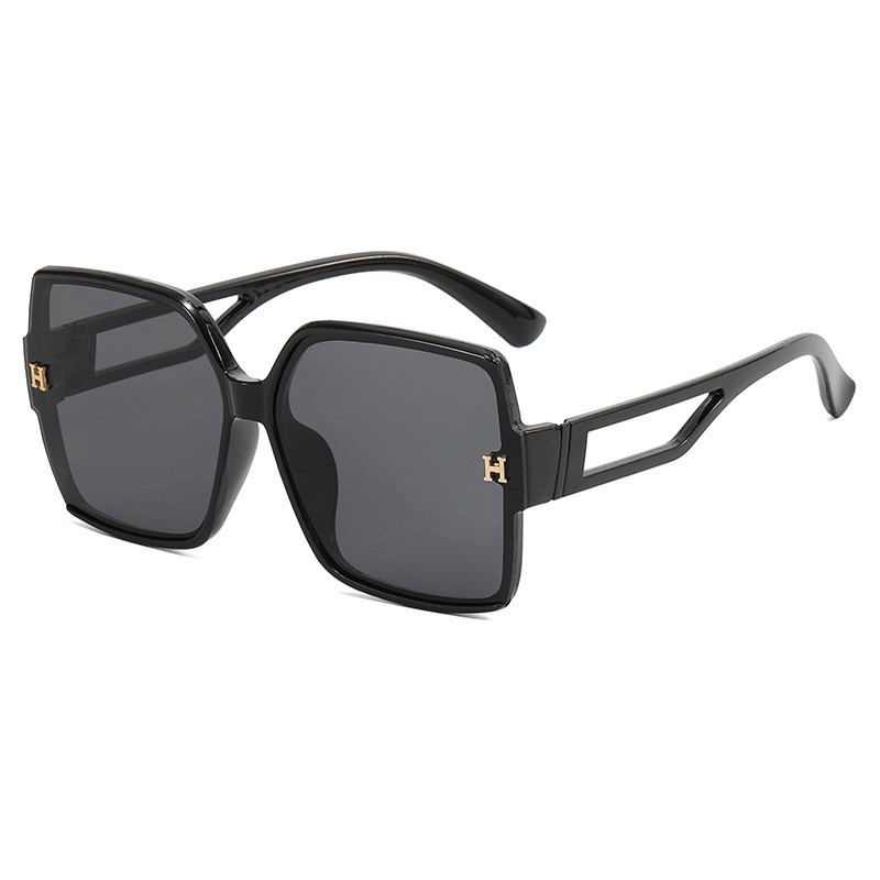 Fashionable sunglasses