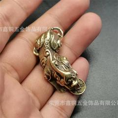 Brass Bowed Pixiu, Wealth-Bringing Money-Eating Pixiu, Wholesale Keychains, Small Hangings, Street Vendor Gifts