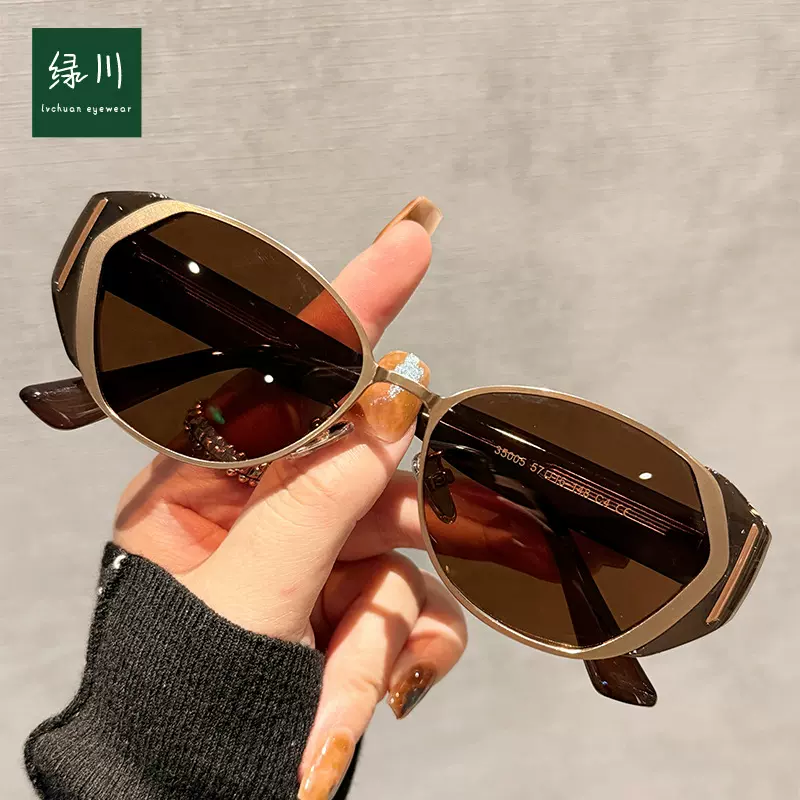 35005潮流夏季时尚TR90遮阳太阳镜女混批街头小众风咖框茶片墨镜