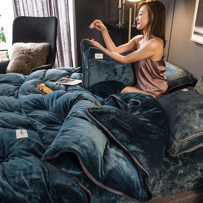 轻奢母婴级加厚牛奶绒四件套冬季防静电加绒珊瑚绒被套3床上用品