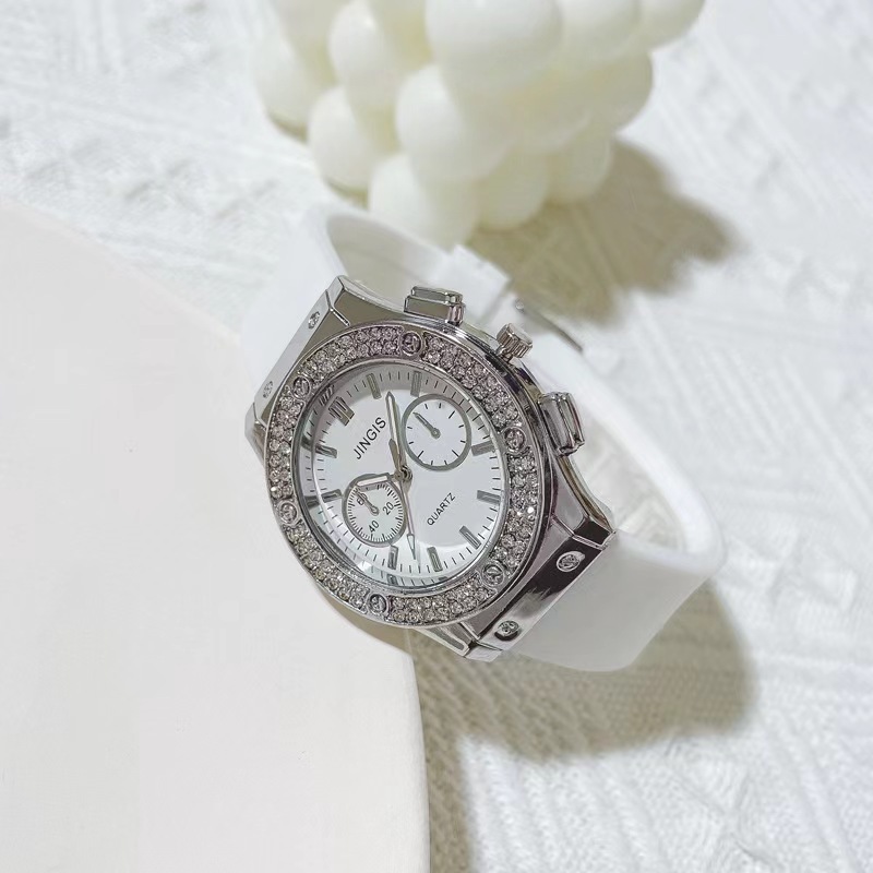 Fashion trendy all-match men's and women's same quartz watch Diamond-embedded silicone watch neutral watch_voghion.com