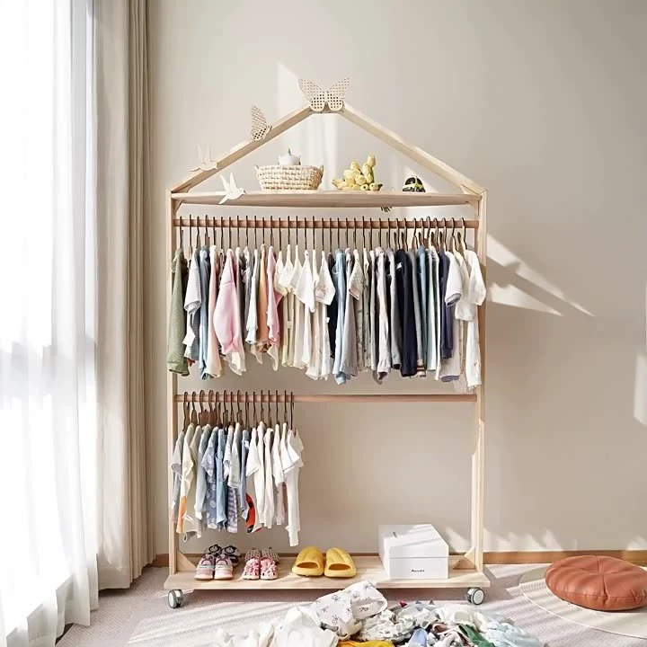 北欧风ins儿童房小房子落地滚轮衣架 可移动橱窗童装店服装展示架