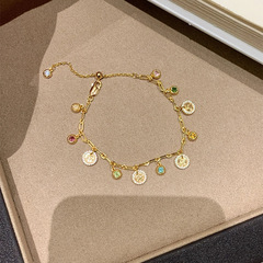 小紅の本の爆発の中古風のデザイン感の碧璽の満天の星のブレスレットの女性の気質の小さい大衆のファッションは代行します。