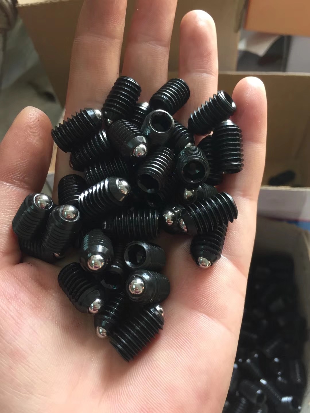 12.9级发黑弹簧波珠波子球头柱塞螺丝机米紧定止付M3M4M5M6M8M10