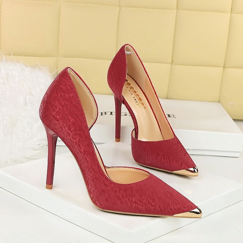 Women's Fashionable Metallic Shallow Mouth Pointed Toe High Heel Shoes main image 1