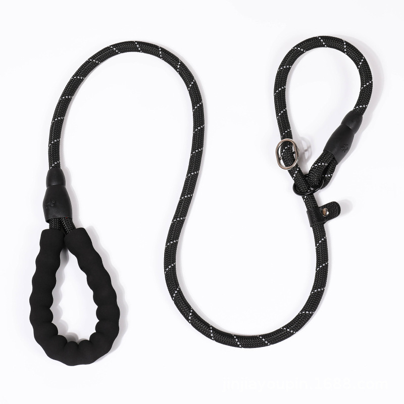 Pet dog leash chain supplies p chain dog walking rope explosion-proof punching P rope medium and large dog Golden Retriever