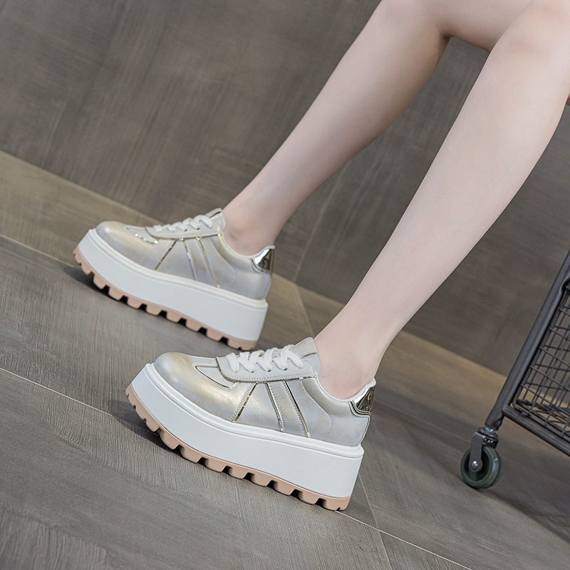 Women's White With Thick Soles And Internal Height Increase, 2026 New Vintage Casual Fashion Sports Comfortable Sneakers_vogvips.com