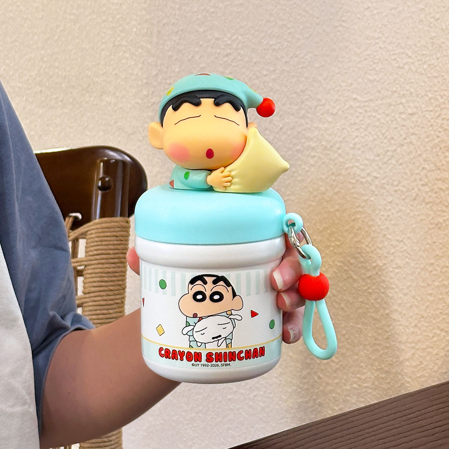 Crayón pequeño nuevo mini taza de agua para niños niñas de alto valor facial hermosa taza de agua portátil compacta nueva taza de estudiantes