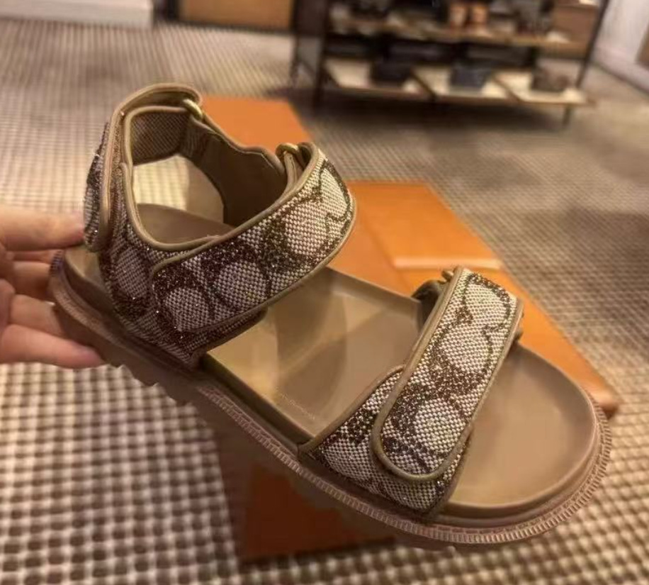 Sandalias