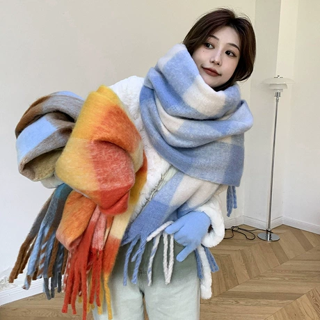 新款跨境格子围巾女北欧秋冬软糯保暖圈圈纱撞色格纹围巾披肩围巾