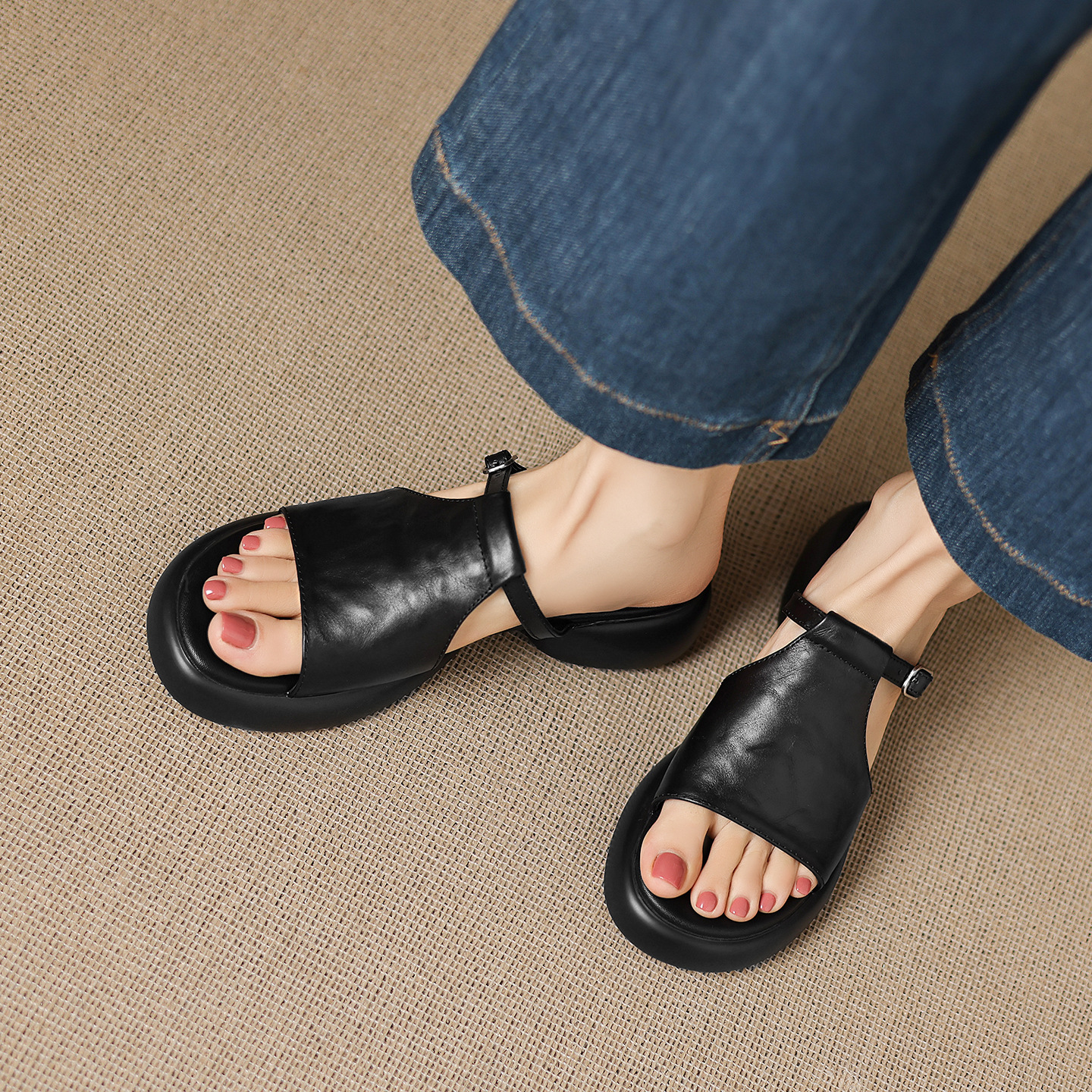 Sandal hở mũi nữ quai ngang đế dày da bò — màu nâu