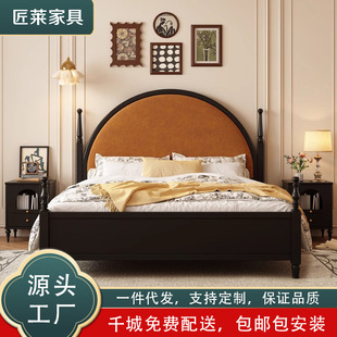 Solid Wood Bed with Vintage-Style Fabric for Master Bedroom 1.95m Retro Country American Simple Double Upholstered Wedding Bed with Storage
