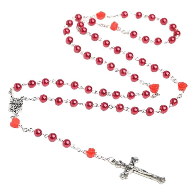 Ожерелье из искусственного жемчуга и смолы с крестом и розой, 6 мм и 8 мм. Розарий. Цепочка для свитера. Аксессуары.