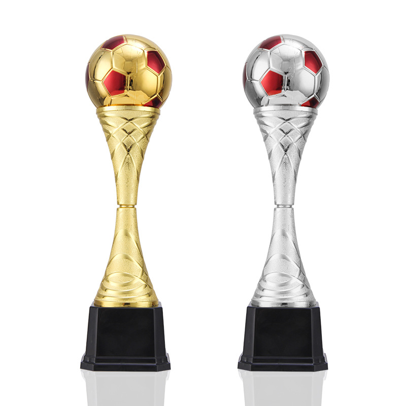 Ventas calientes de trofeos de plástico de Copa del Mundo logotipo grabado regalos de premios de fútbol