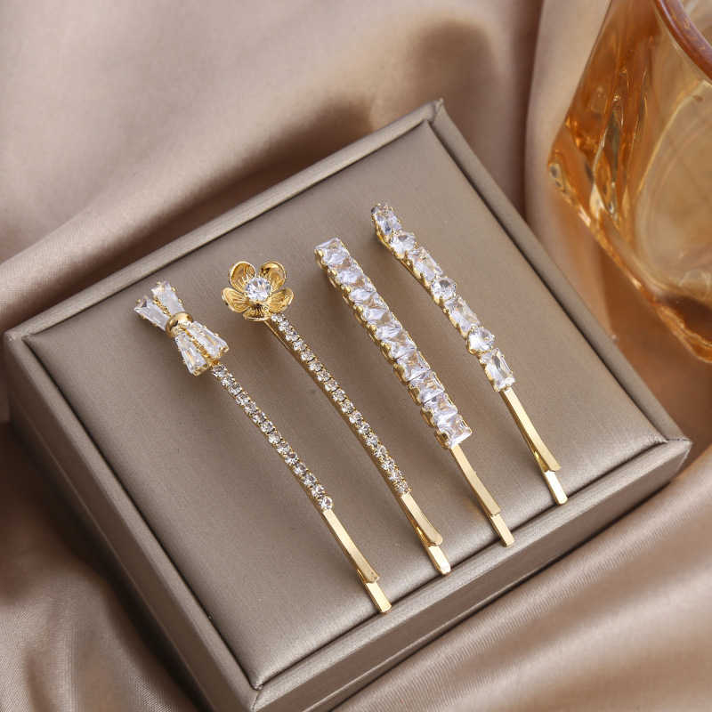 Amazon's New Hairpin for Women Korean Simple and Fashionable Rhinestone Bangs Clip Set Girl's Side Clip Hairpin