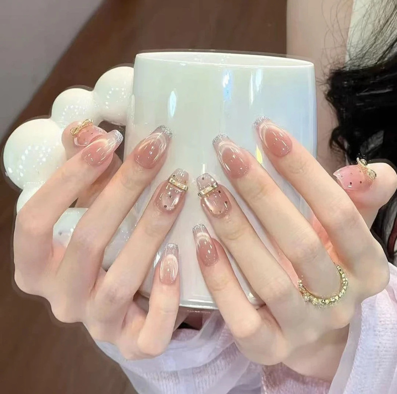 [Golden Powder Family] Purely Handmade Nude Manicure, Water-Gloss Cat-Eye Wearable Nails, Polka-Dot French Bow Nail Patches