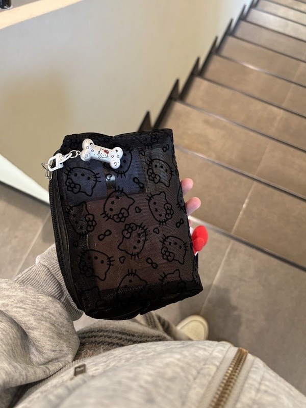 &⇞简约可爱黑色网纱kitty化妆包便携大容量收纳包手拿补妆包耐脏|undefined