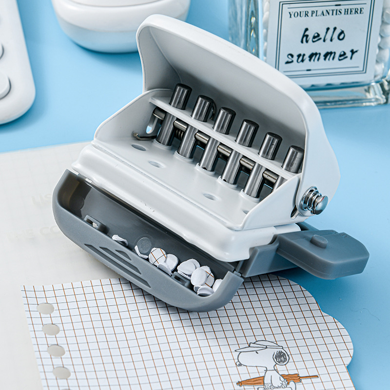 Round hole puncher for students, tear-off sheet 2