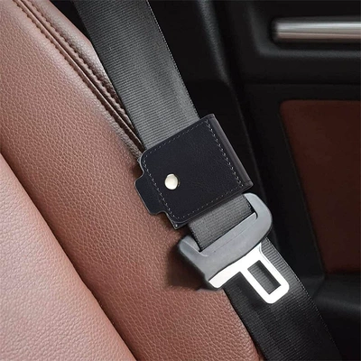 Seat belt shoulder pad, seat belt adjuster shoulder